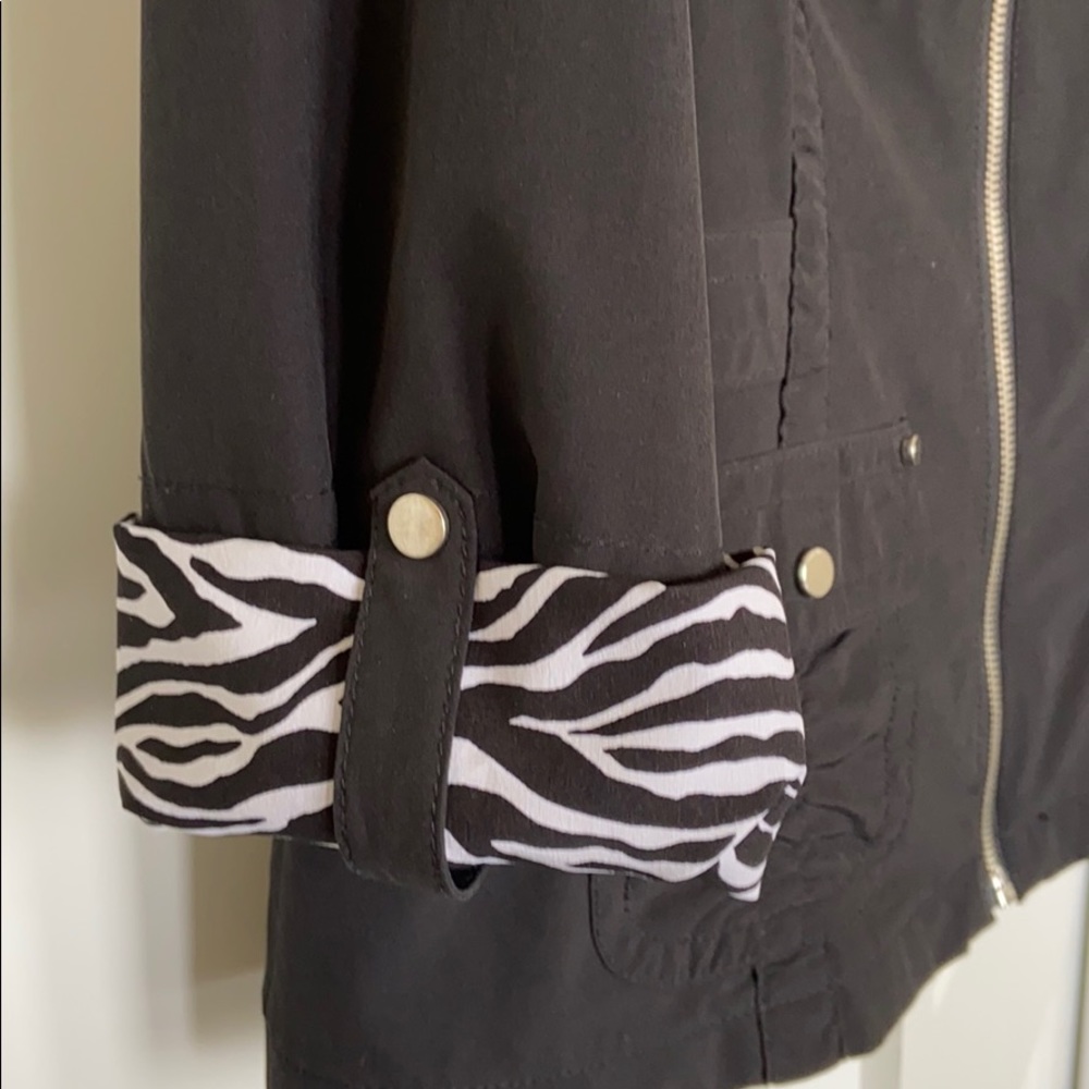 Jacket - Picture 3 of 7